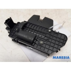 Peugeot - 3008 - Tailgate lock mechanism