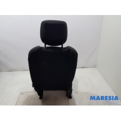 Renault - Clio - Seat, right