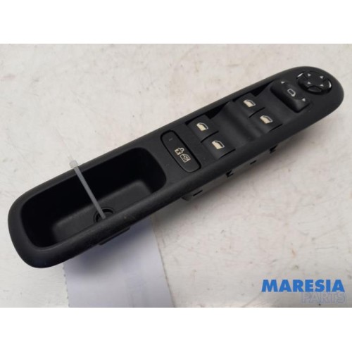 Peugeot - 3008 - Multi-functional window switch