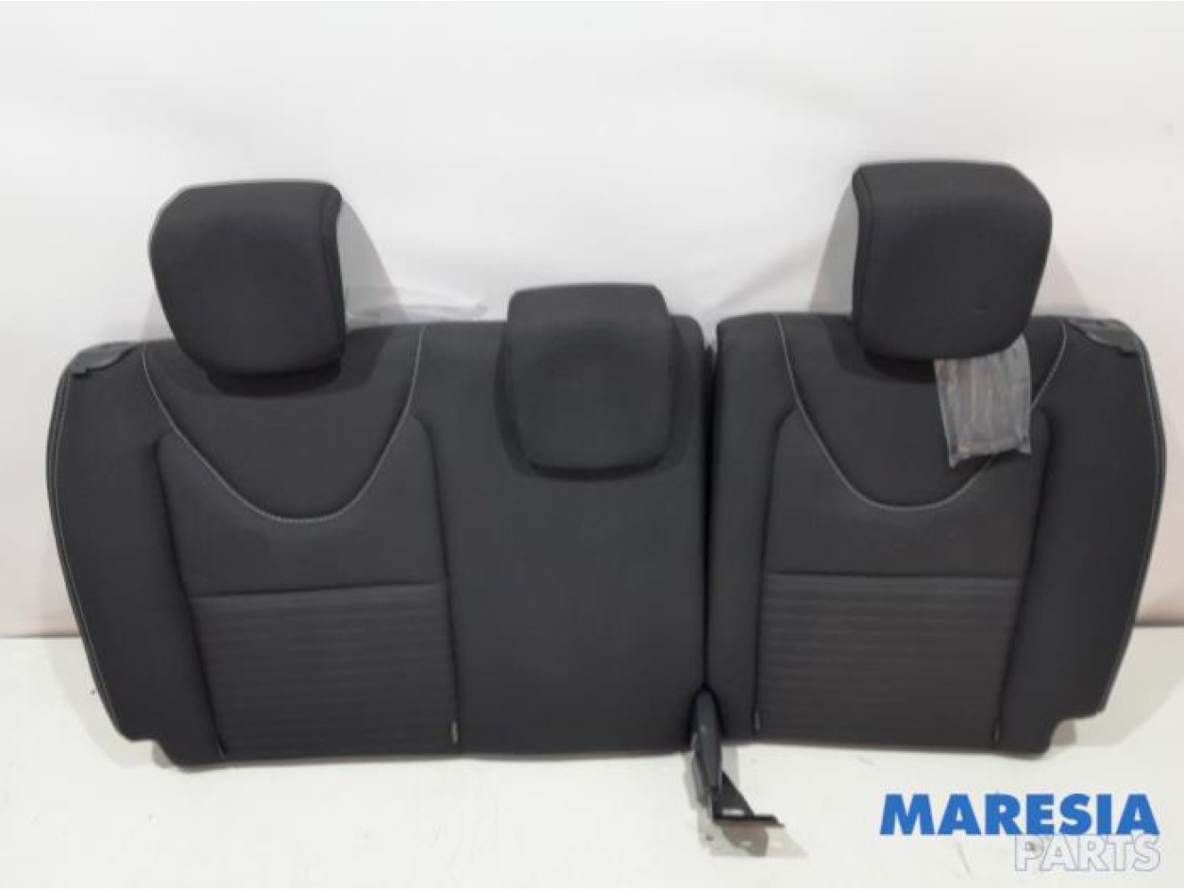 Renault - Clio - Rear bench seat