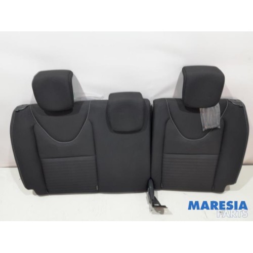 Renault - Clio - Rear bench seat