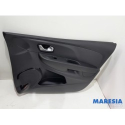 Renault - Clio - Rear bench seat