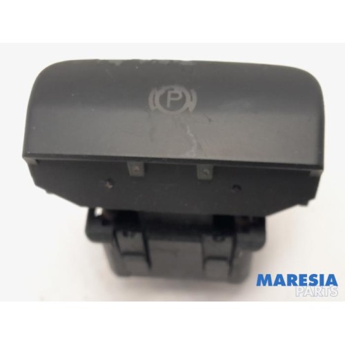 Peugeot - 3008 - Parking brake switch