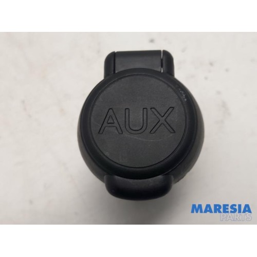 Peugeot - 3008 - AUX / USB connection