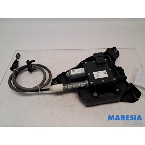 Peugeot - 3008 - Handrem motor