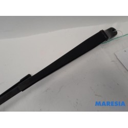 Peugeot - 3008 - Front wiper arm