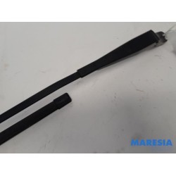 Peugeot - 3008 - Front wiper arm