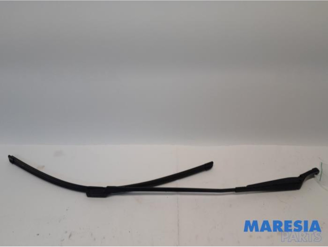 Peugeot - 3008 - Front wiper arm