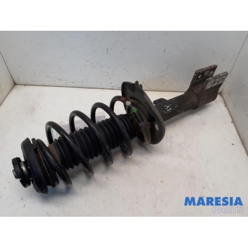 Peugeot - 3008 - Front shock absorber rod, left