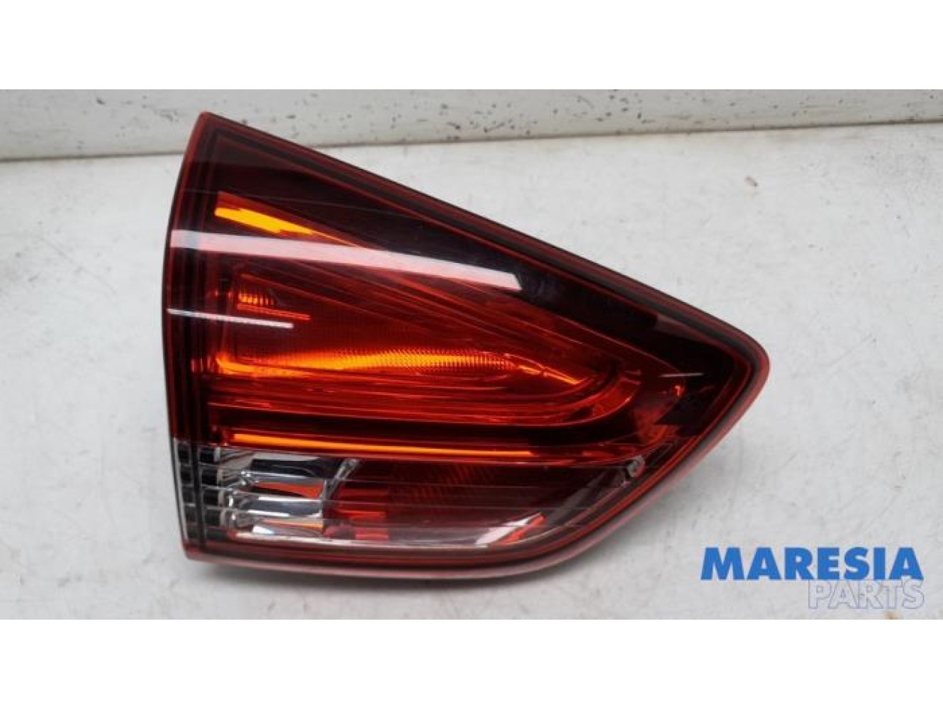 Renault - Clio - Achterlicht links