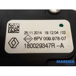 Renault - Clio - Accelerator pedal