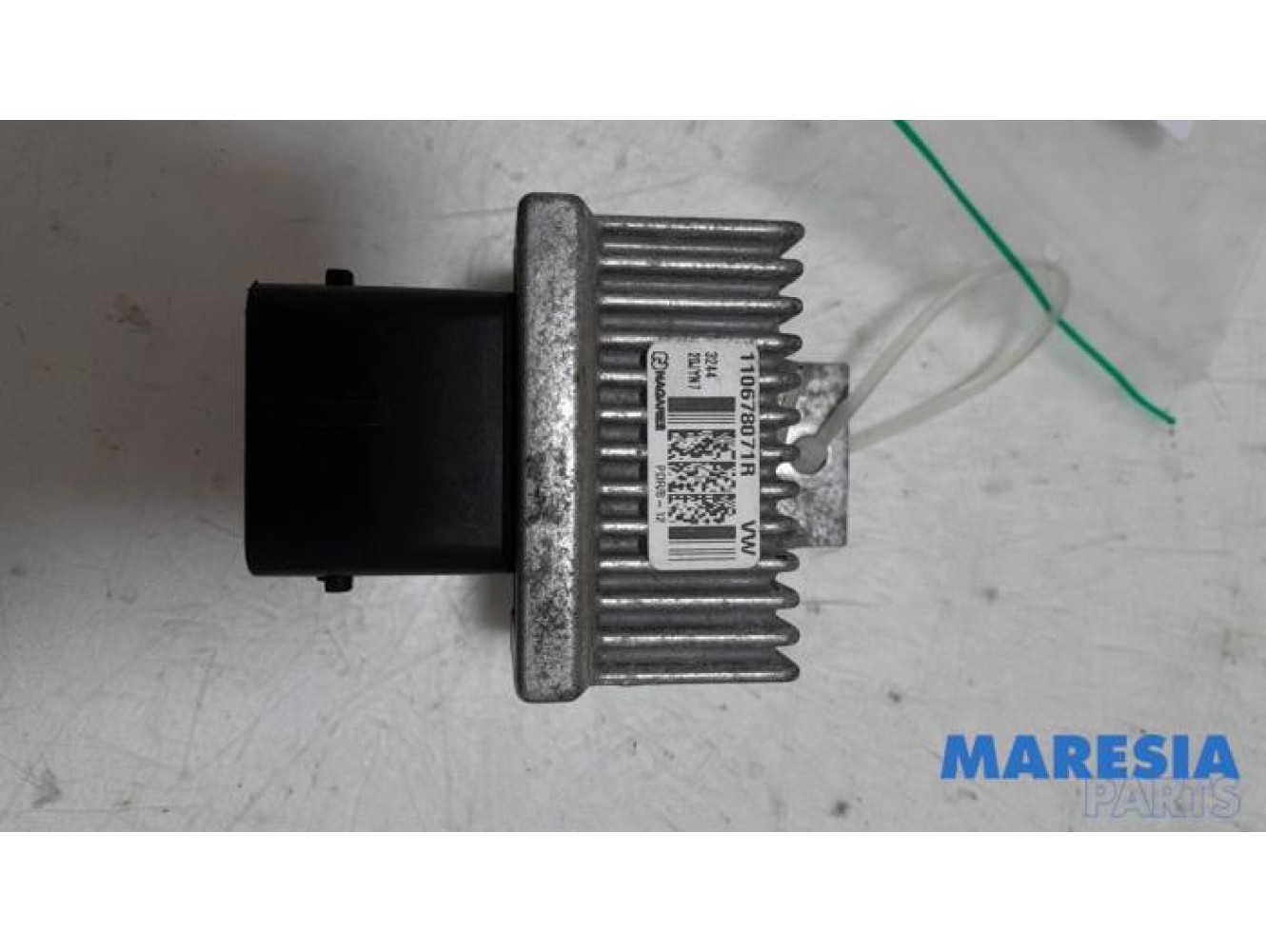 Renault - Clio - Glow plug relay