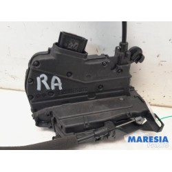 Renault - Clio - Rear door mechanism 4-door, right