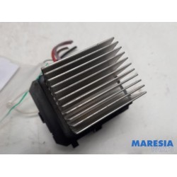 Renault - Clio - Heater resistor
