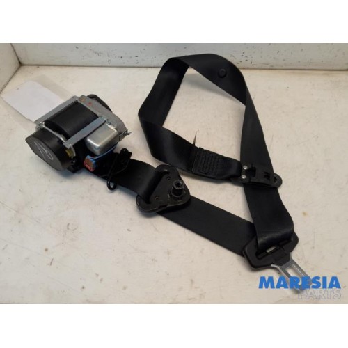 Renault - Clio - Front seatbelt, right