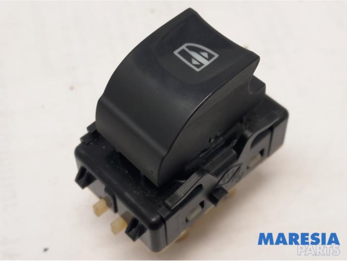 Renault - Clio - Electric window switch