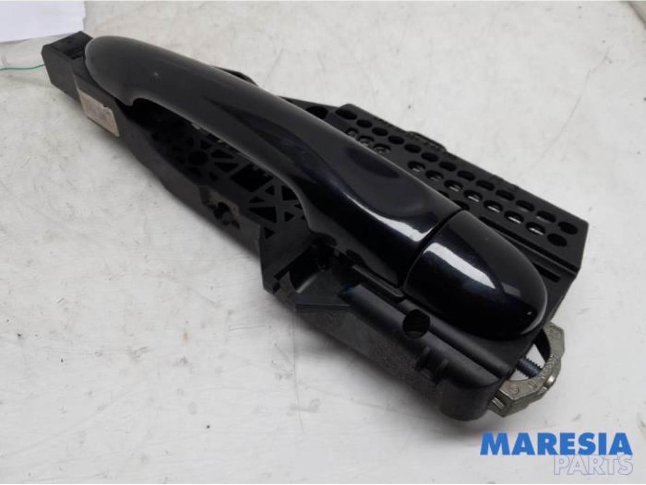 Renault - Clio - Front door handle 4-door, right