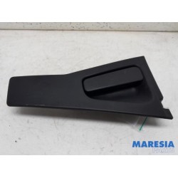 Renault - Clio - Rear door handle 4-door, right