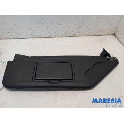 Citroen - DS4 - Sun visor