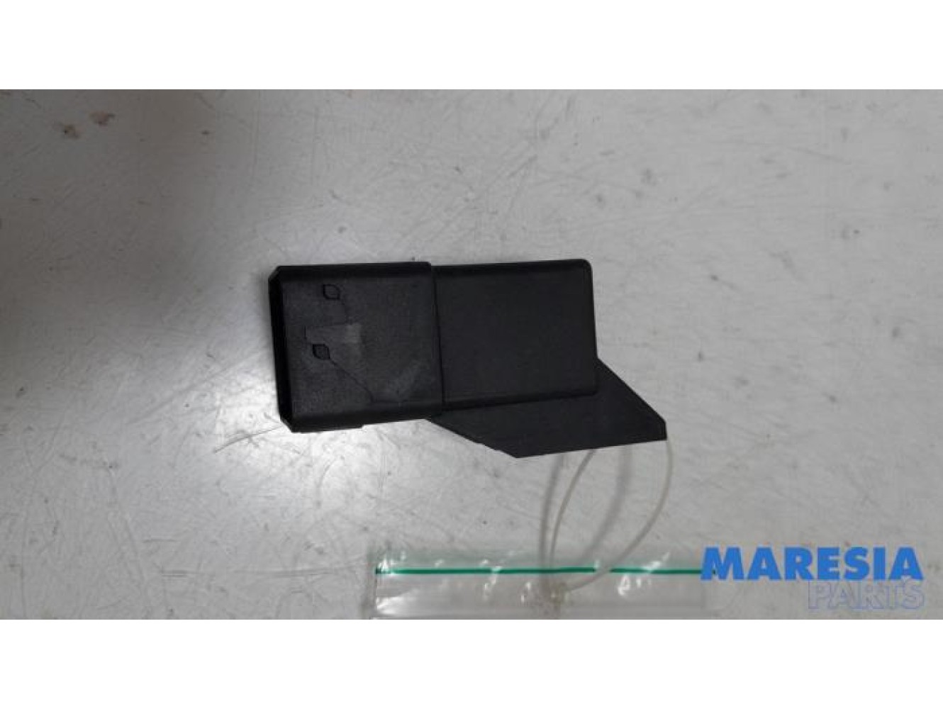 Citroen - DS4 - Glow plug relay
