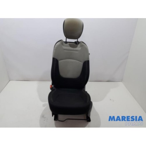 Renault - Captur - Stoel links