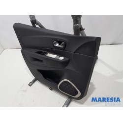 Renault - Captur - Door trim 4-door, front left