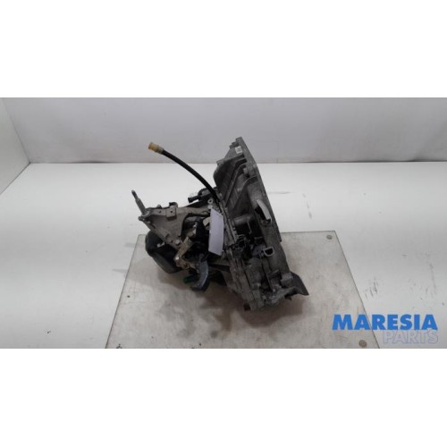 Renault - Captur - Gearbox