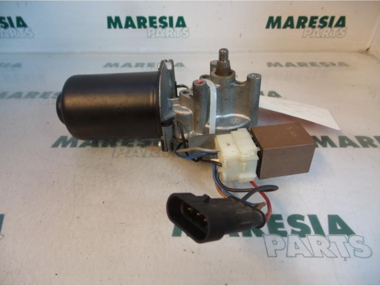 Fiat - Multipla - Front wiper motor