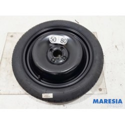 Renault - Captur - Krikset + reservewiel