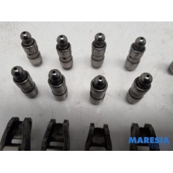 Renault - Espace - Rocker arm