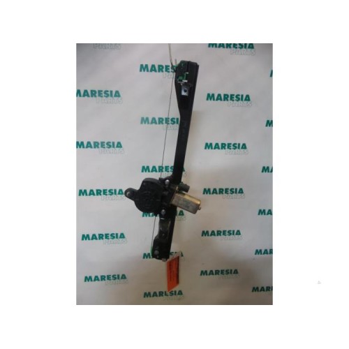 Fiat - Punto - Window mechanism 4-door, front left
