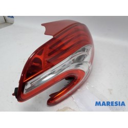 Peugeot - 208 - Achterlicht links