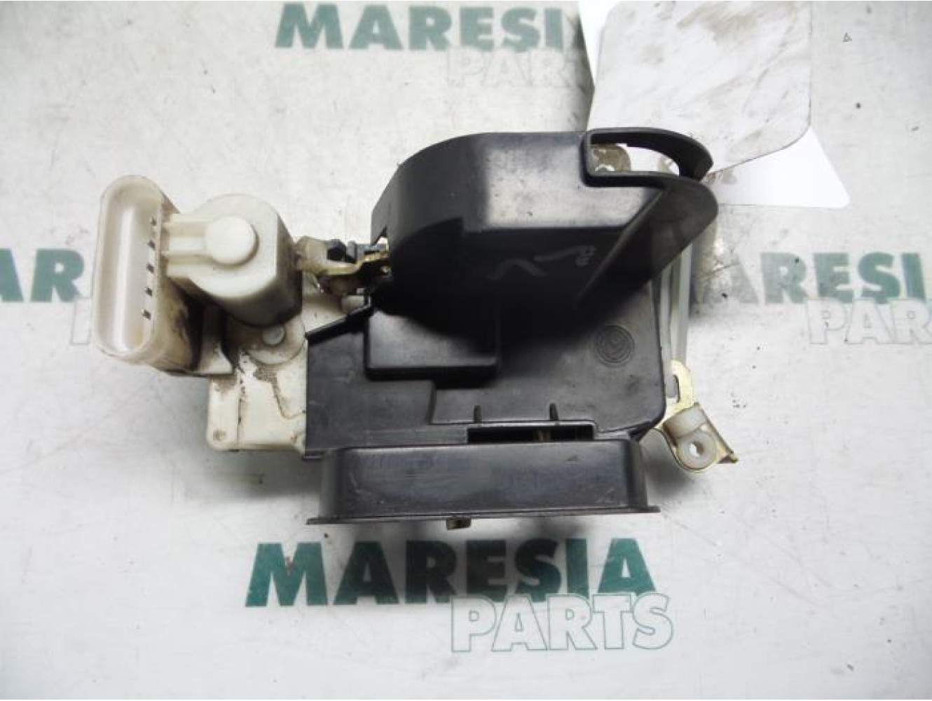 Fiat - Multipla - Door lock mechanism 4-door, front left