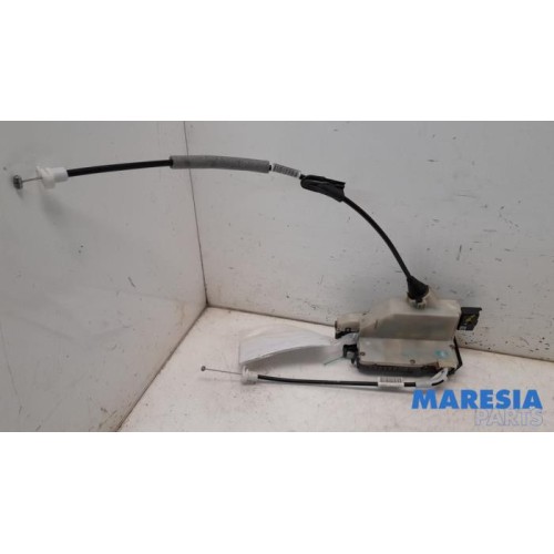 Peugeot - 208 - Front door lock mechanism 4-door, right