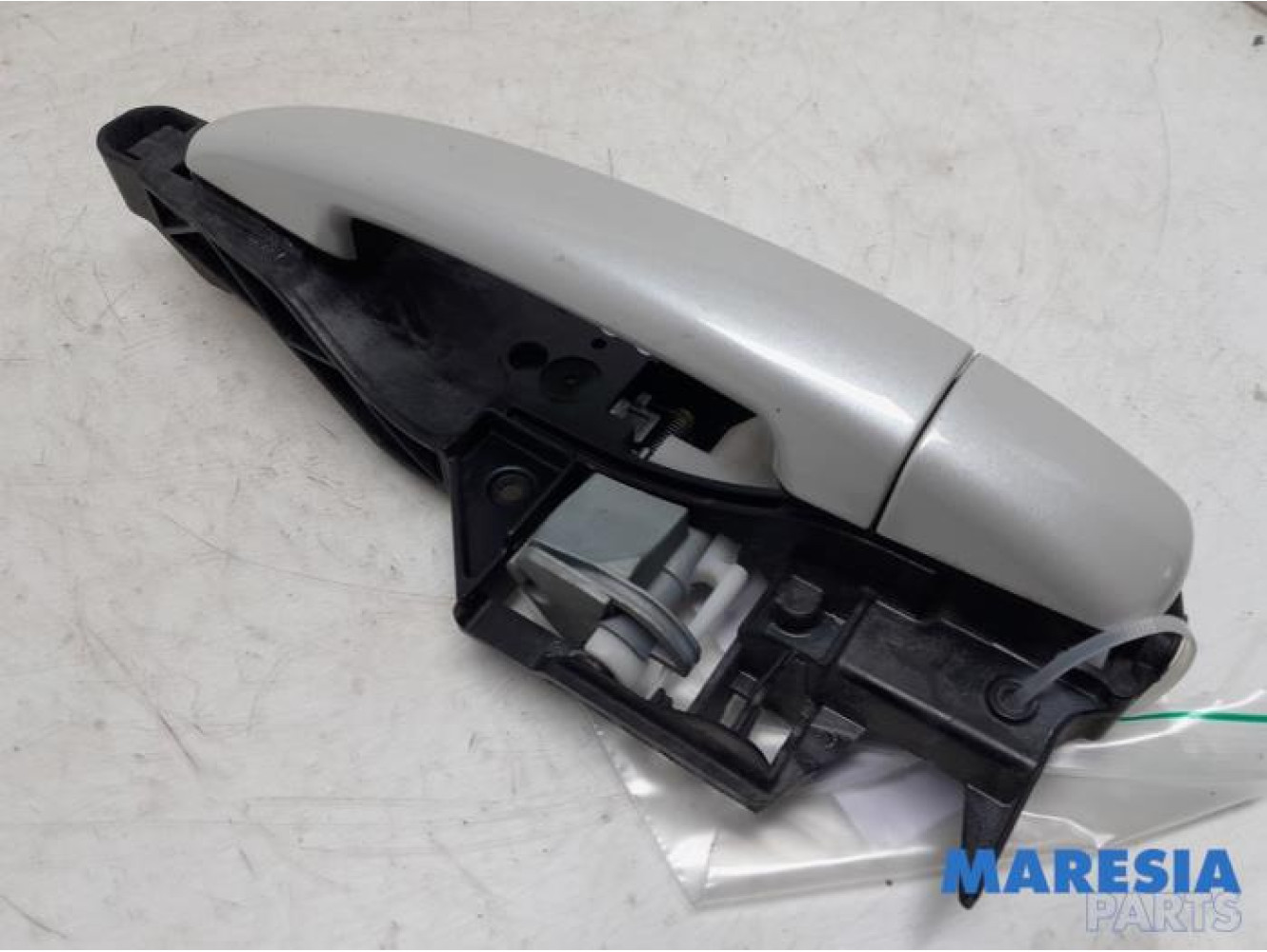 Peugeot - 208 - Rear door handle 4-door, right