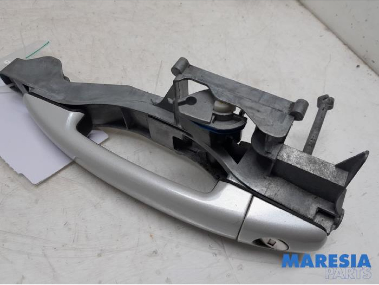 Peugeot - 208 - Door handle 4-door, front left