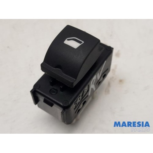 Peugeot - 208 - Electric window switch
