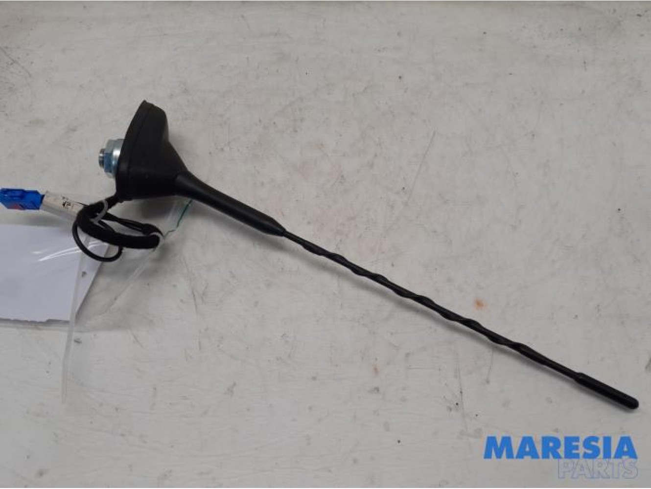 Peugeot - 208 - Antenne