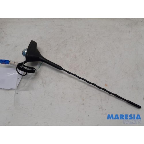 Peugeot - 208 - Antenne