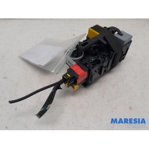 Peugeot - 208 - Fuse box