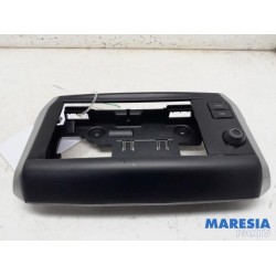Peugeot - 208 - Radio omlijsting