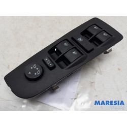 Lancia - Delta - Multi-functional window switch