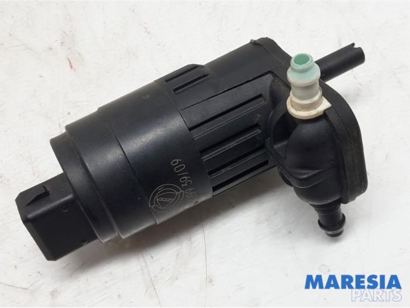 Lancia - Delta - Scheibensprüherpumpe vorne