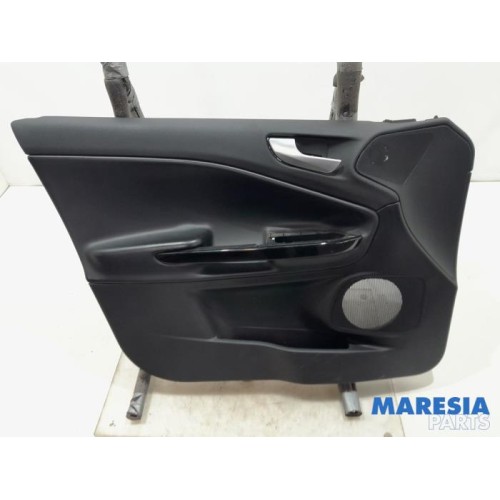 Alfa Romeo - Giulietta - Door trim 4-door, front left