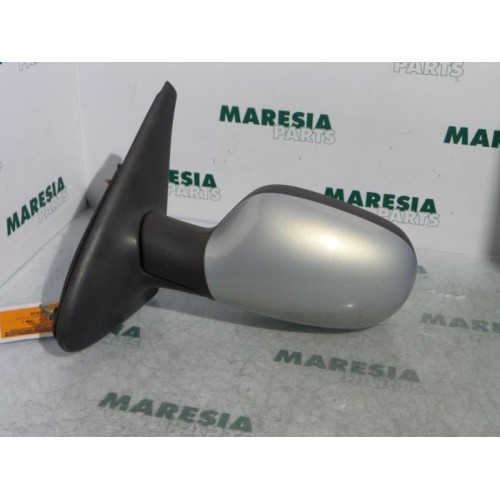 Renault - Megane - Wing mirror, left