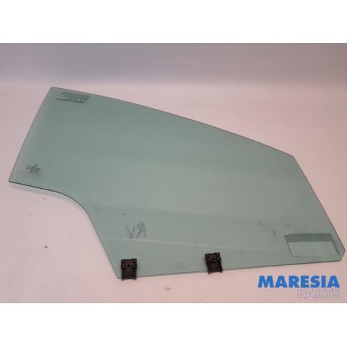 Peugeot - 3008 - Door window 4-door, front right
