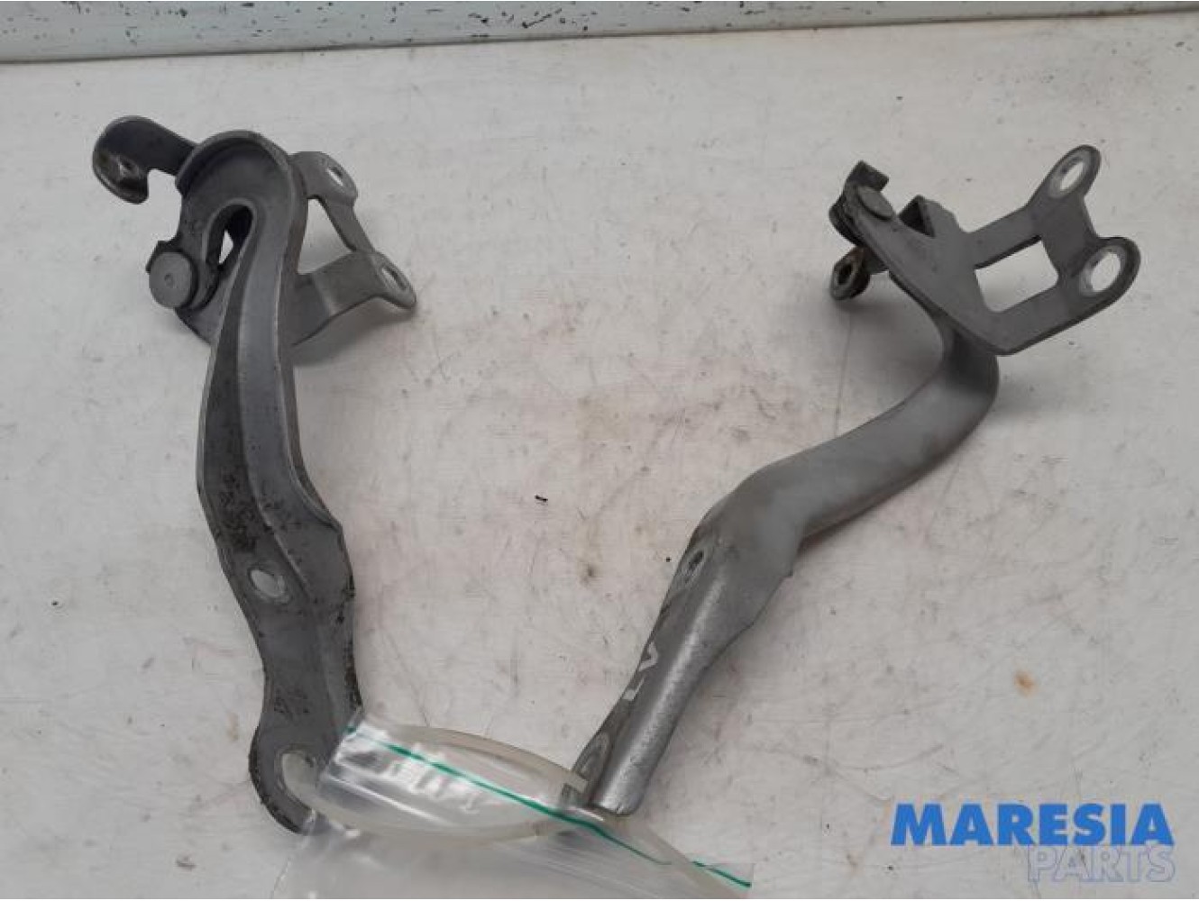 Citroen - C1 - Bonnet Hinge