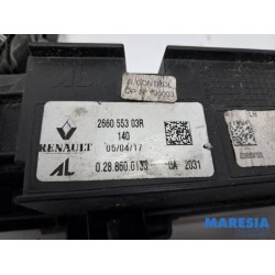 Renault - Captur - Dagrijverlichting links