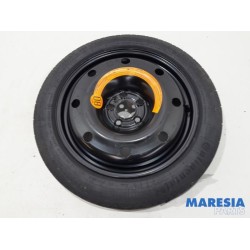Alfa Romeo - Giulietta - Krikset + reservewiel