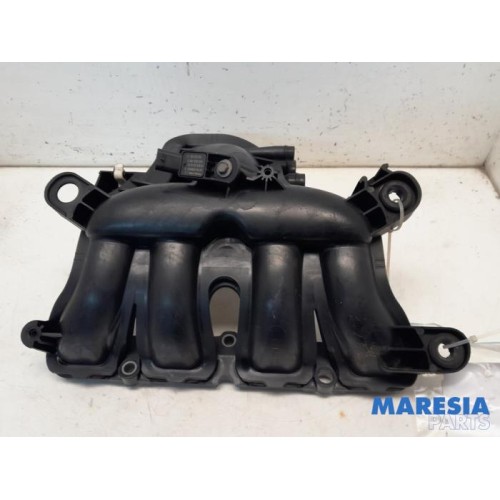Peugeot - 5008 - Intake manifold